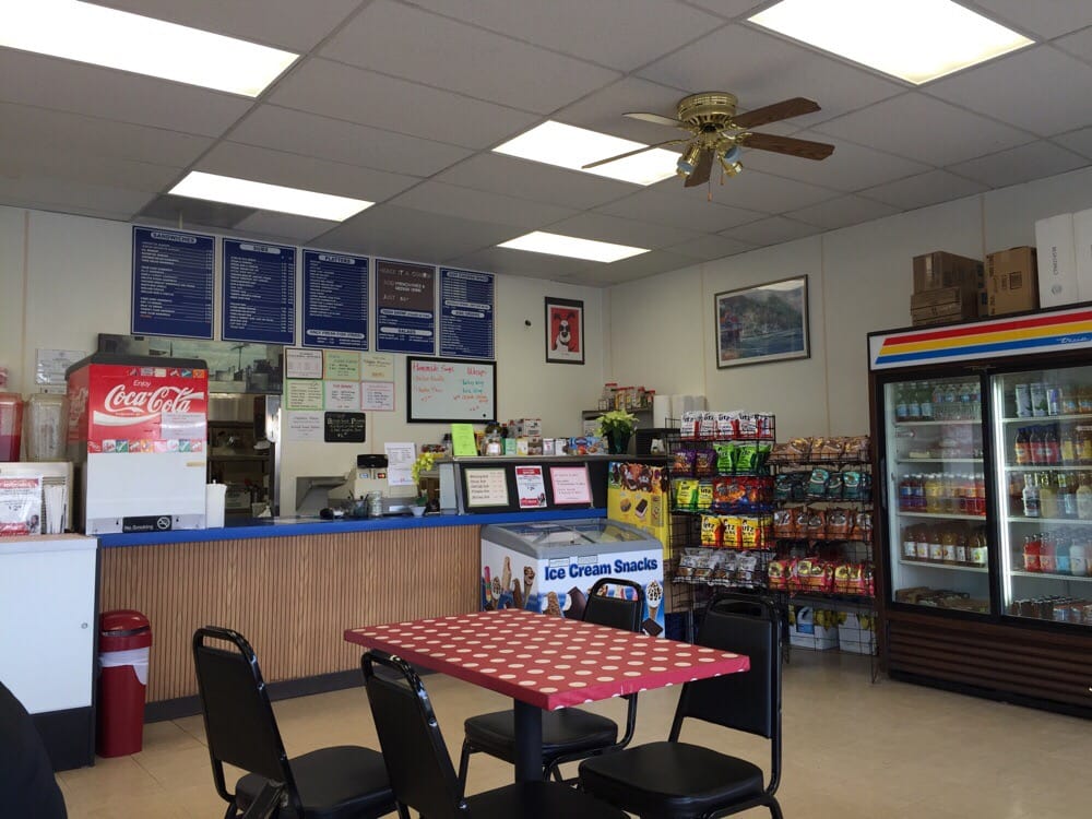 Dave's Seafood & Subs